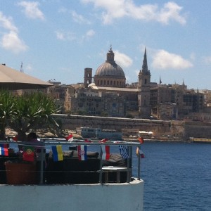 Valletta och St Paul kyrka i Malta